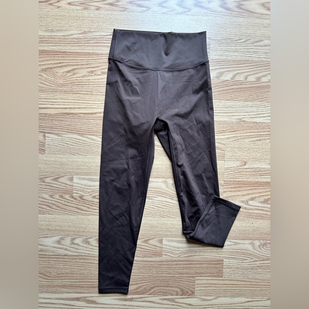 Volare Legging Size Large Color Cocoa EUC